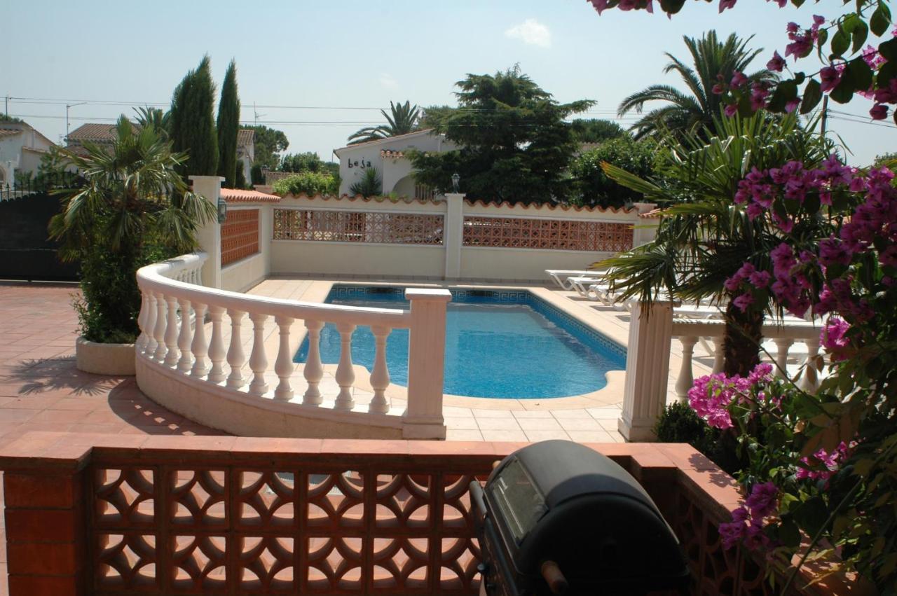 Villa Sol Empuriabrava Exterior photo